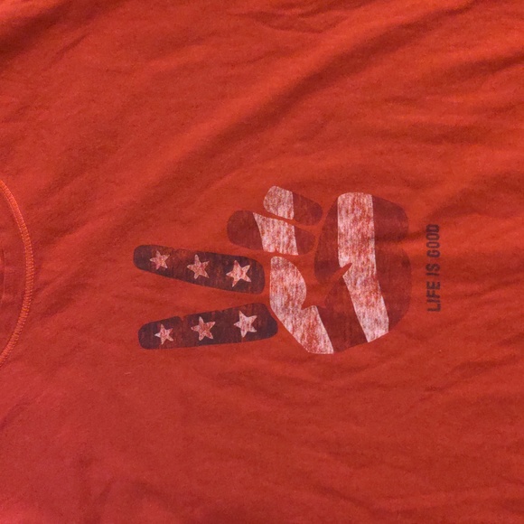 Life is Good Woman's Size Medium Peace Sign Red Short Sleeve Tee Shirt - Picture 4 of 6